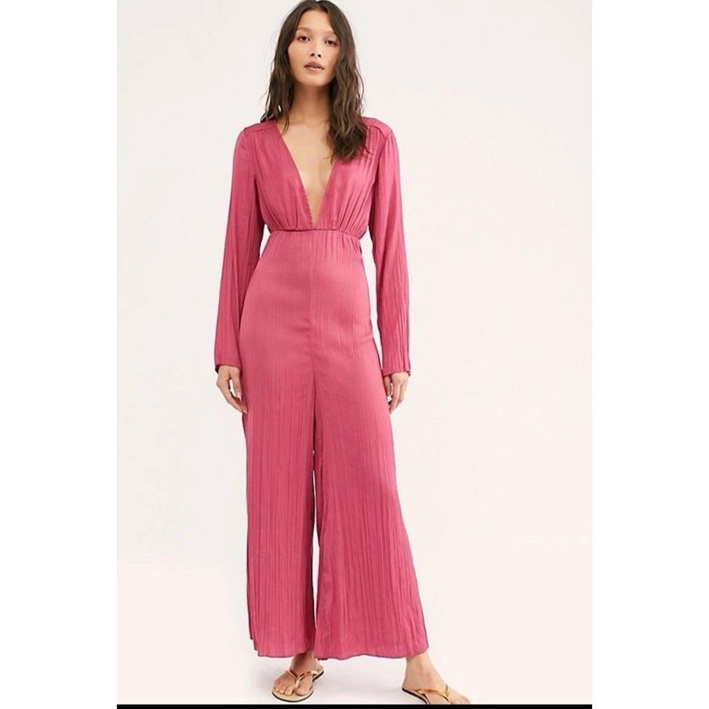 Free People‎  Women's Larina Jumpsuit Size 2 Long Sleeve Deep V-Neck Boho